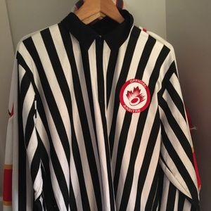 Official Refree sweater Canada hockey size large